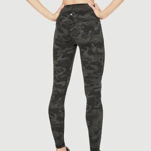 Lululemon Align Leggings in Incognito Camo size 4